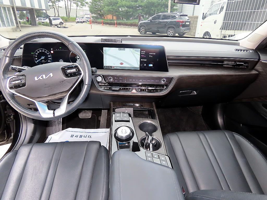 KIA K8 - Vista 7