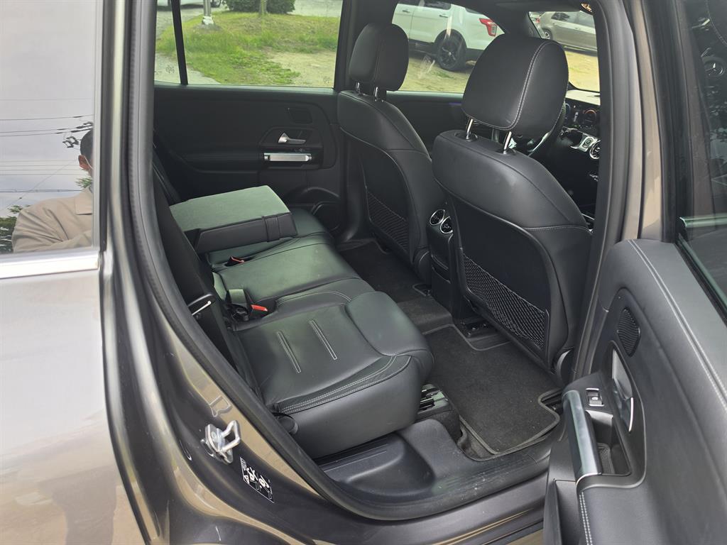 Mercedes Benz EQB - Vista 7