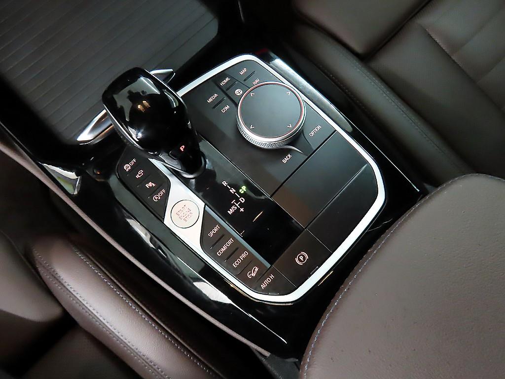 BMW X4 - Vista 10