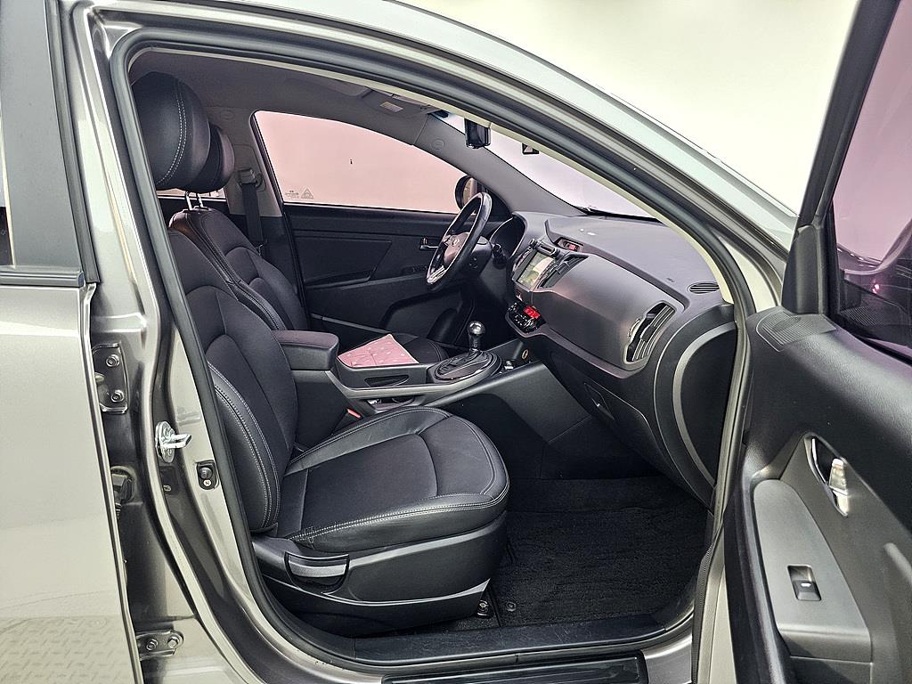 KIA Sportage - Vista 11