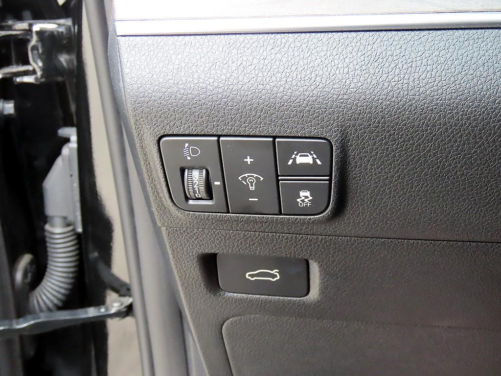 KIA K5 - Vista 12