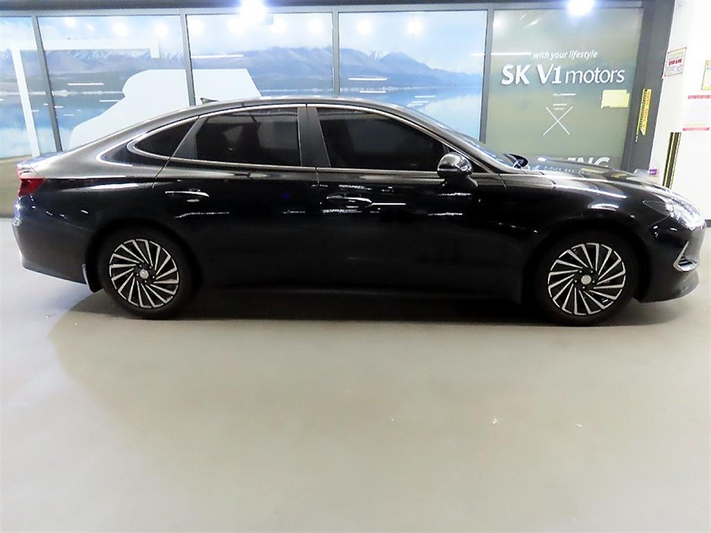 HYUNDAI Sonata - Vista 3