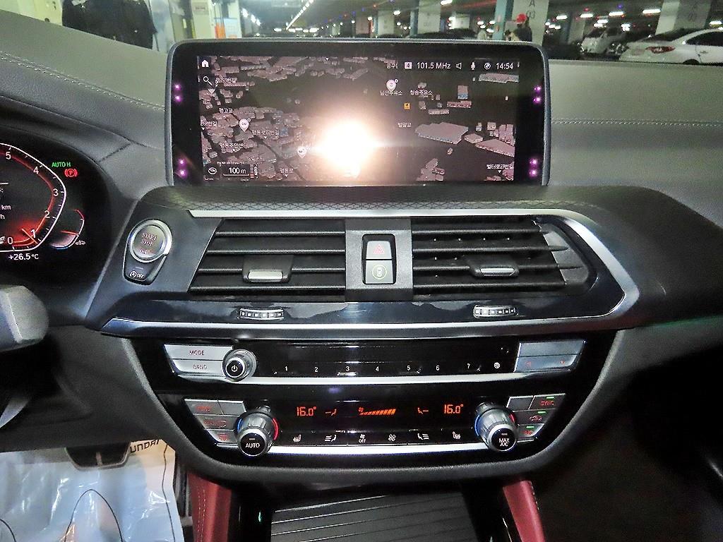 BMW X4 - Vista 11