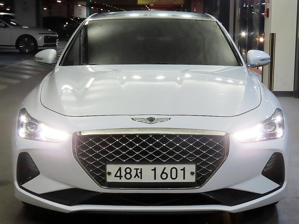 Genesis G70 - Vista 2