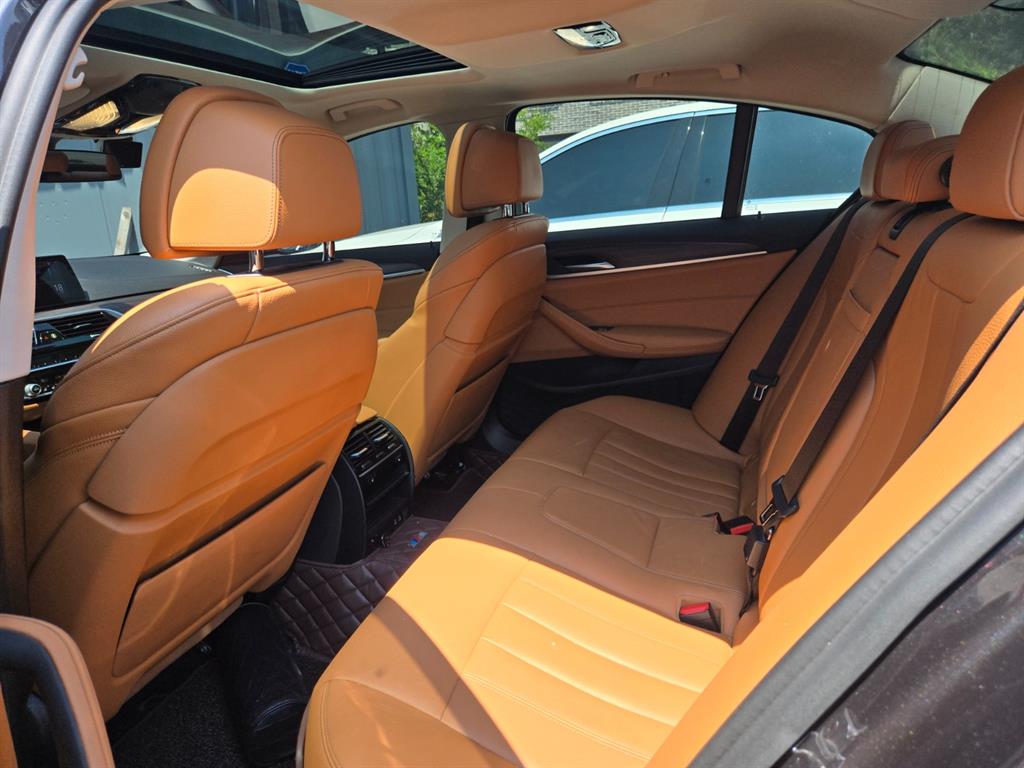 BMW 5 Series 2020 Gris - Importación desde Corea - HF Imports Iquique - Foto 16