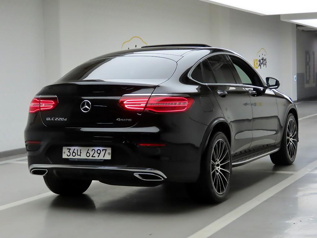 Mercedes Benz GLC Class - Vista 4
