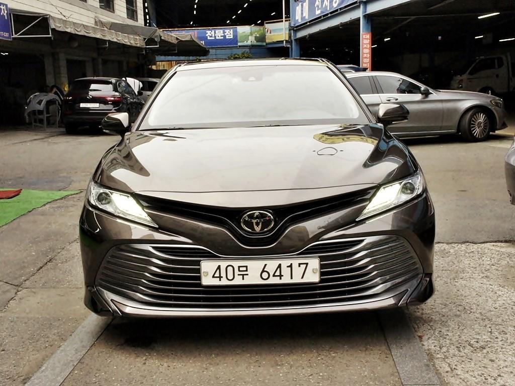 Toyota Camry 2018 Café - Importación desde Corea - HF Imports Iquique - Foto 1