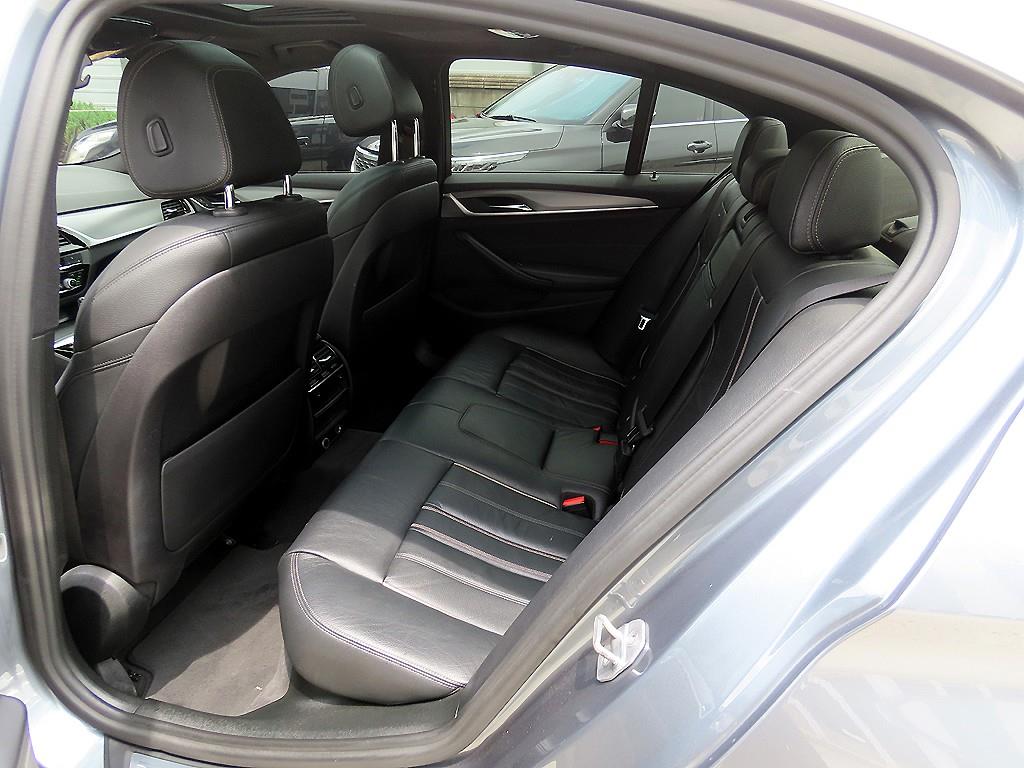 BMW 5 Series - Vista 6