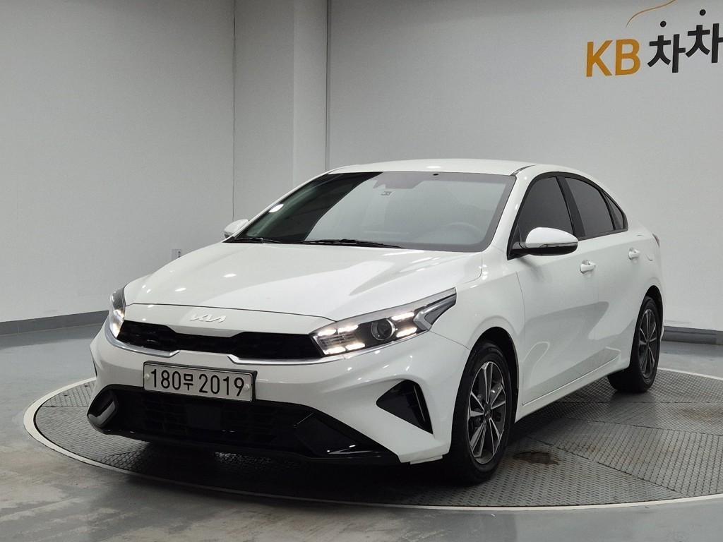 KIA K3 2022 Blanco - Importación desde Corea - HF Imports Iquique - Foto 1