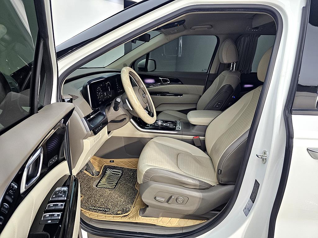 KIA Carnival - Vista 7