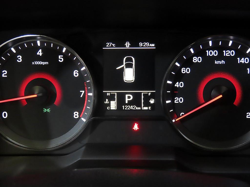 Ssangyong Tivoli - Vista 9
