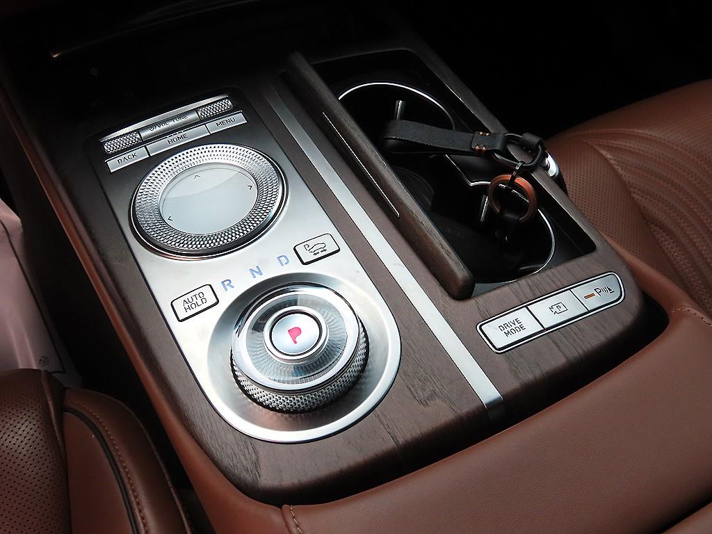 Genesis G80 - Vista 11