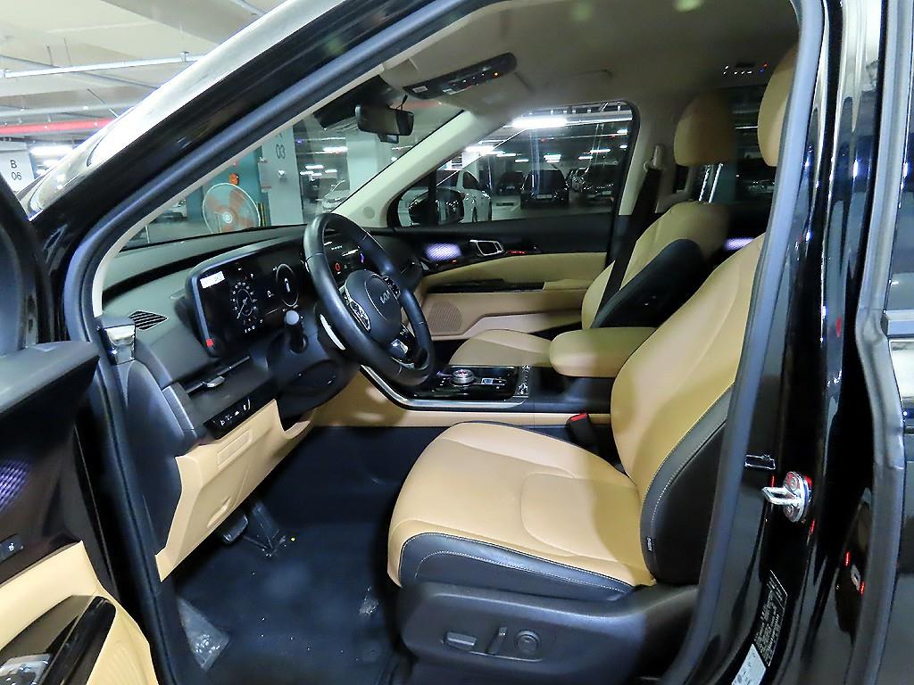 KIA Carnival - Vista 6