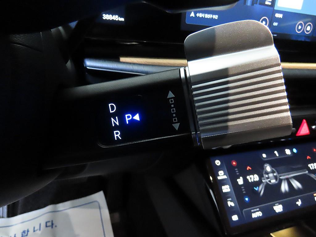 HYUNDAI Grandeur - Vista 12