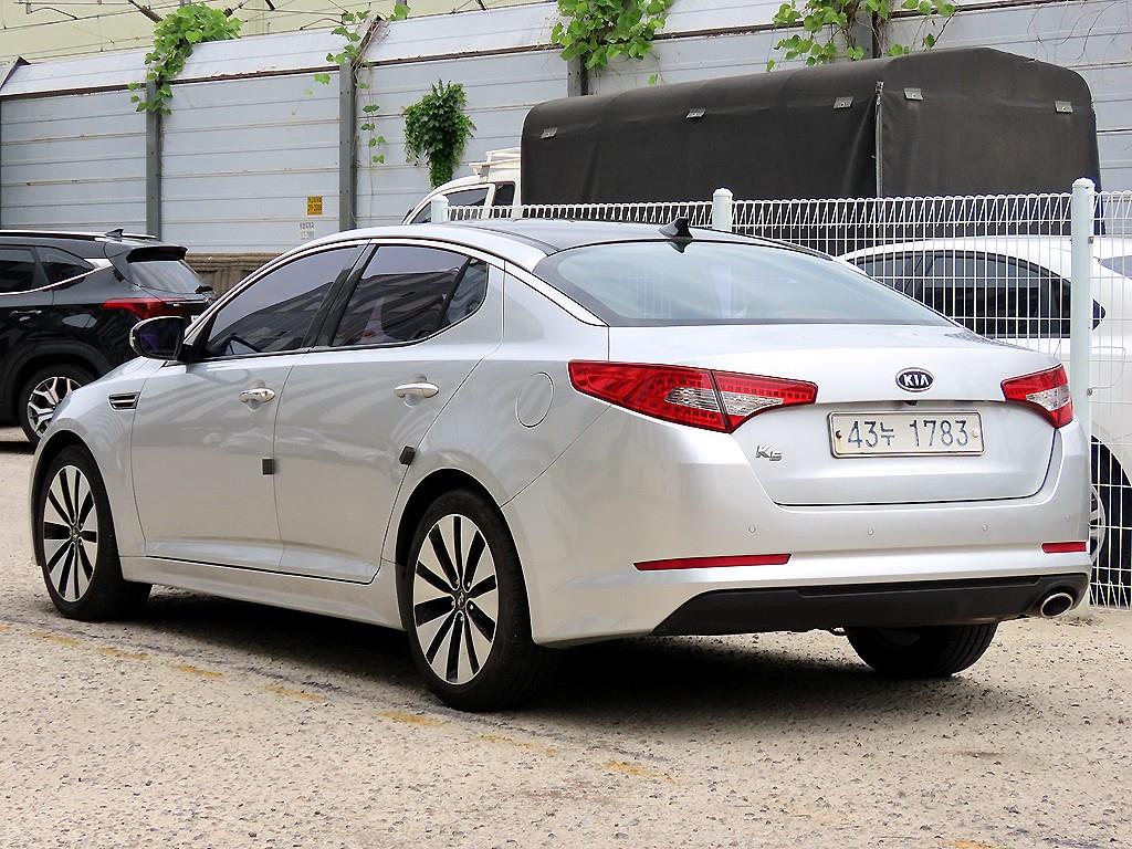 KIA K5 - Vista 3