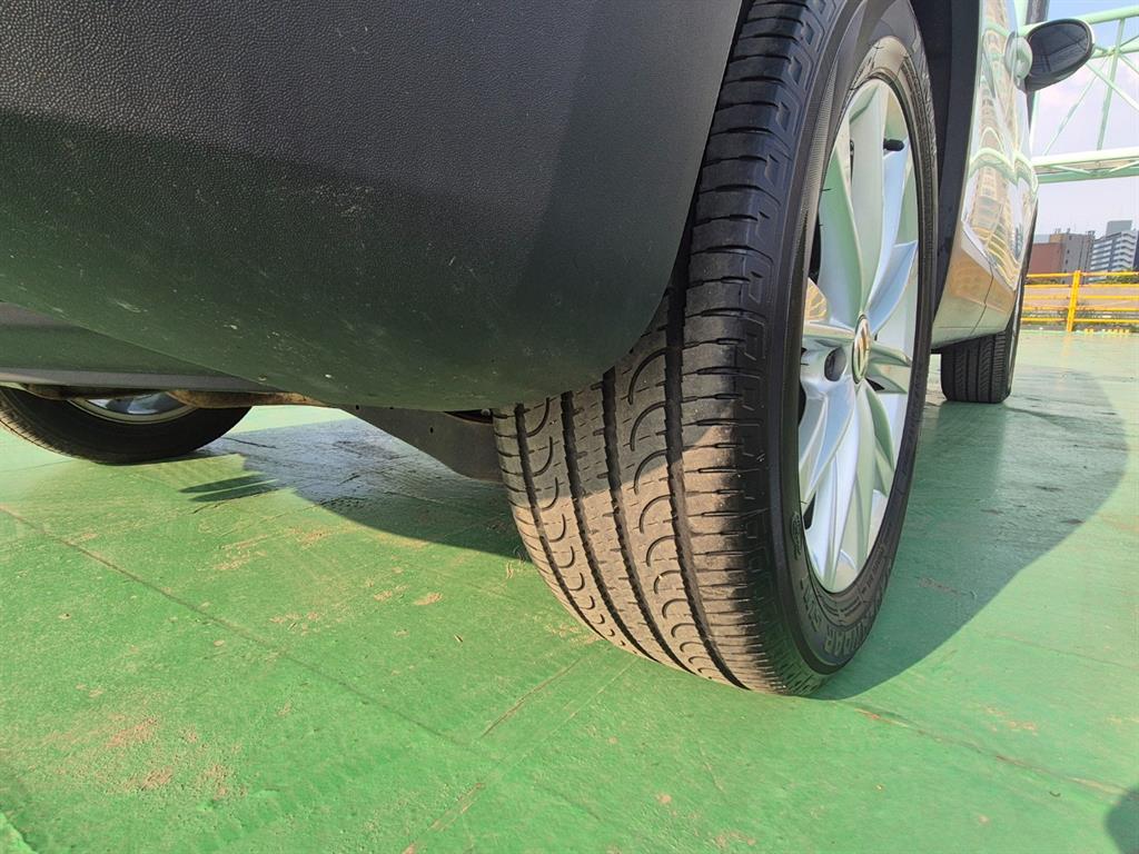 Volkswagen Tiguan 2013 Blanco - Importación desde Corea - HF Imports Iquique - Foto 19