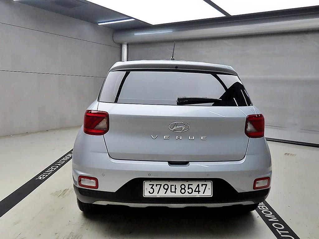 HYUNDAI Venue - Vista 3