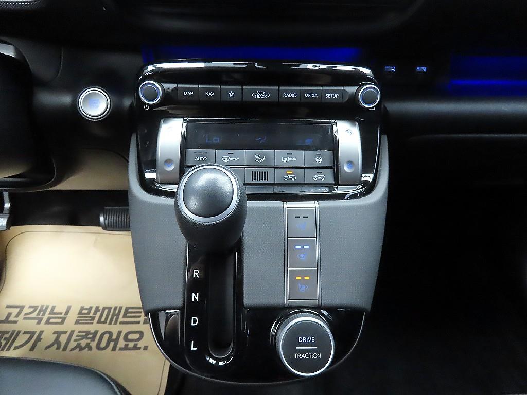 HYUNDAI Casper - Vista 10