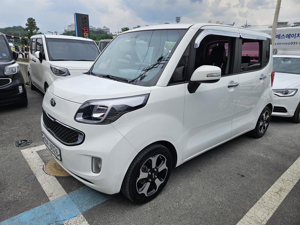 KIA Ray - Vista 2