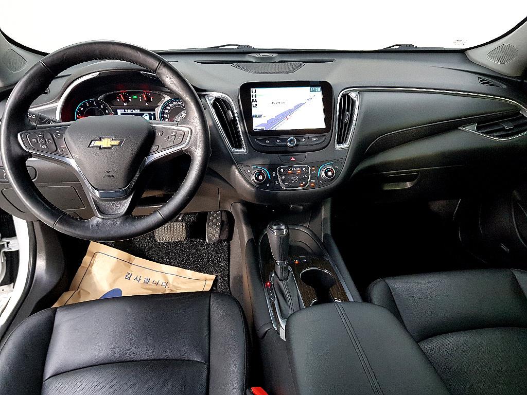 Chevrolet Malibu - Vista 5