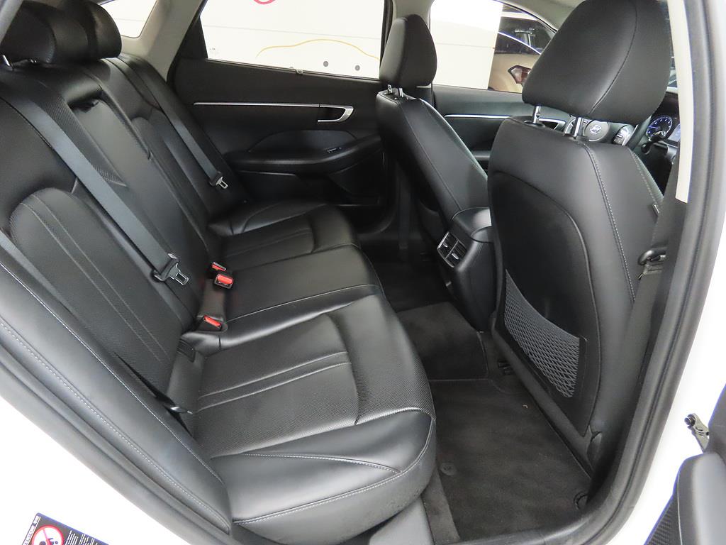 HYUNDAI Sonata - Vista 6
