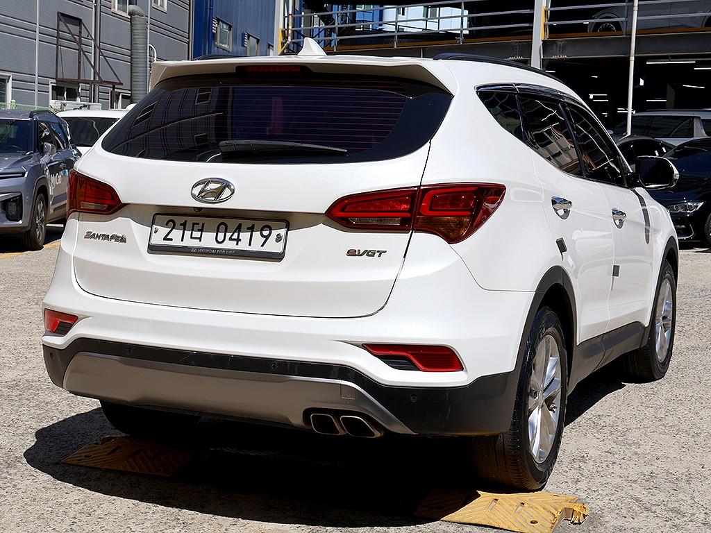 HYUNDAI Santa Fe - Vista 4