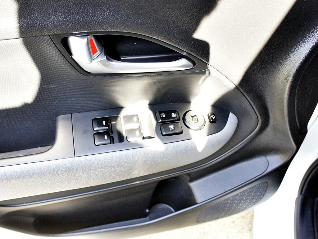 KIA Ray 2023 Blanco - Importación desde Corea - HF Imports Iquique - Foto 13