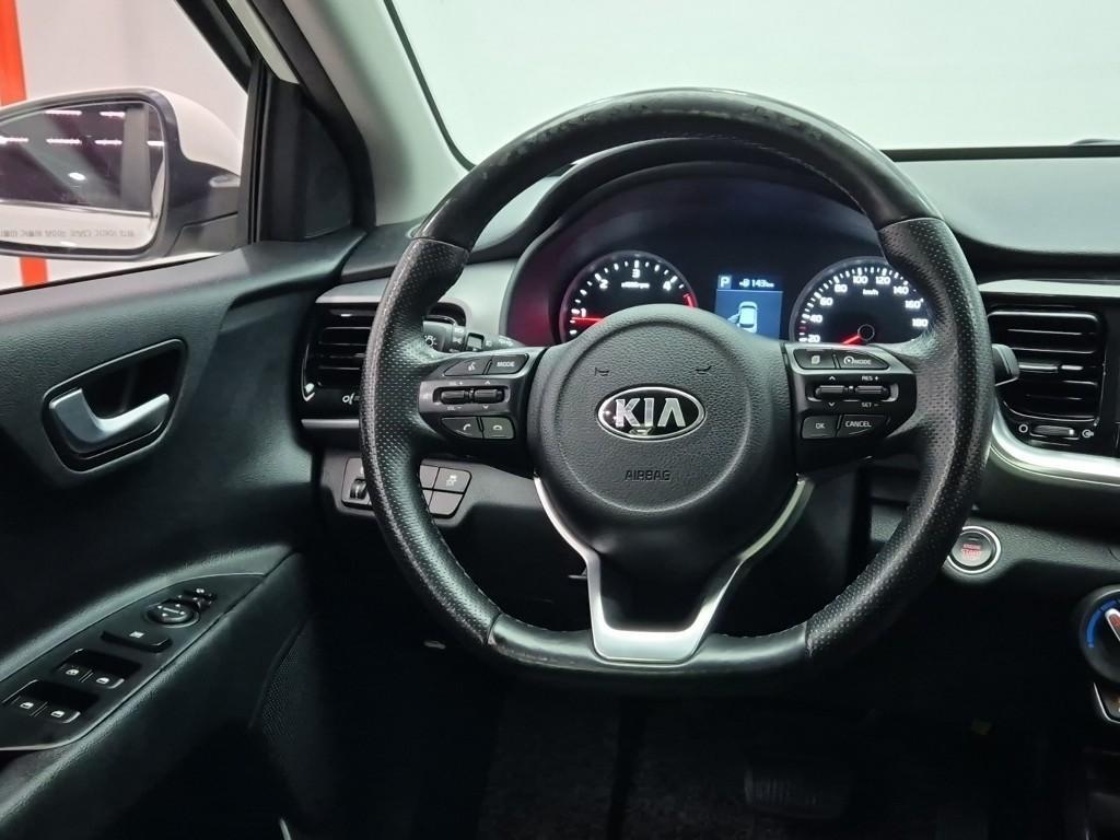 KIA Stonic - Vista 9