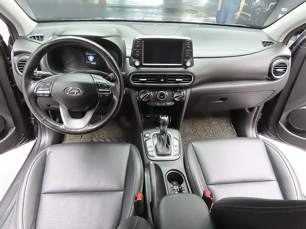 HYUNDAI Kona - Vista 12