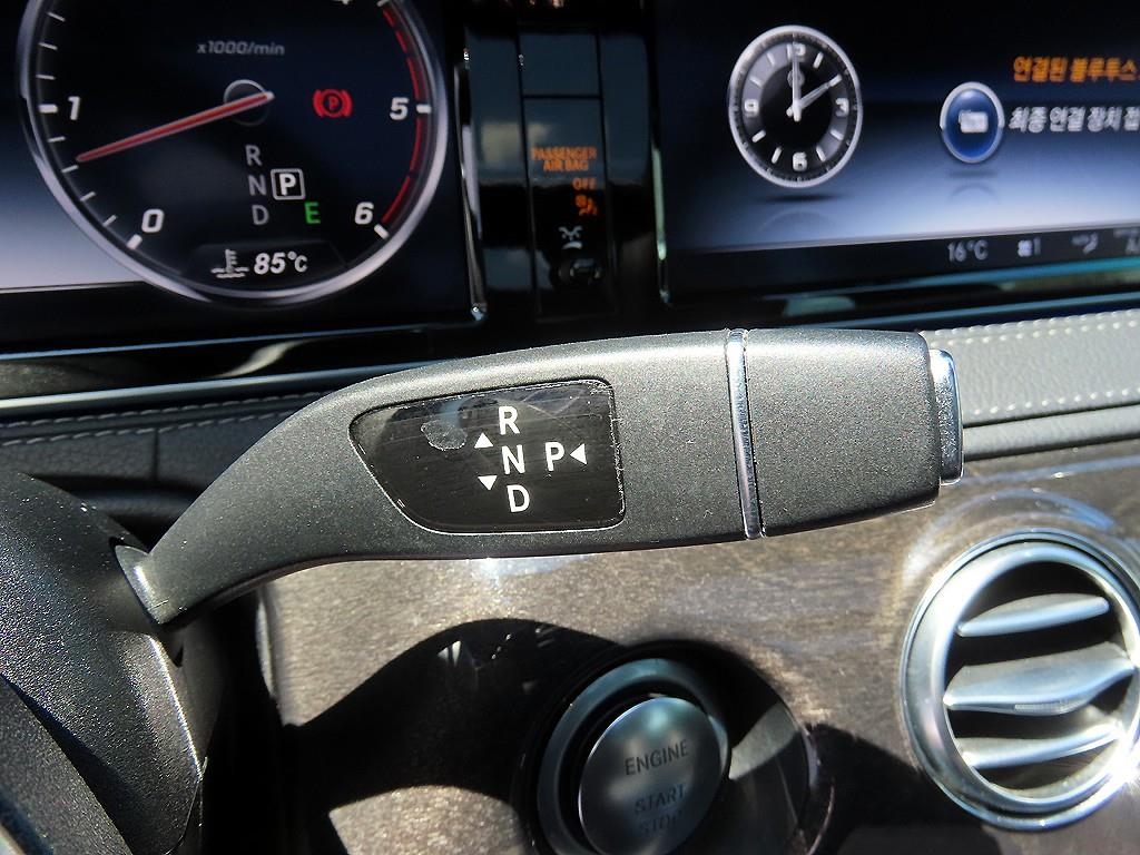 Mercedes Benz S Class - Vista 11