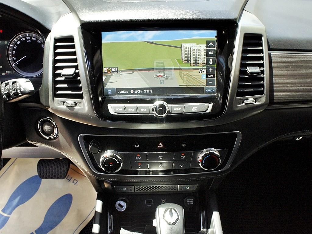 Ssangyong Rexton - Vista 10