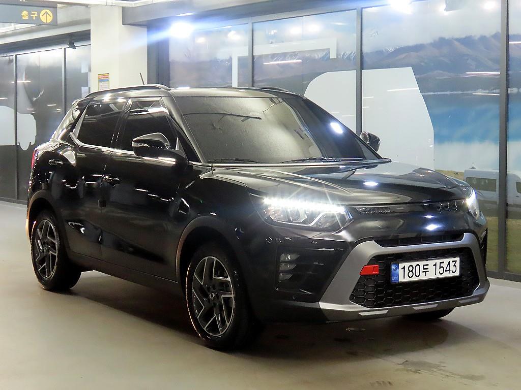 Ssangyong Tivoli 2023 Negro - Importación desde Corea - HF Imports Iquique - Foto 1