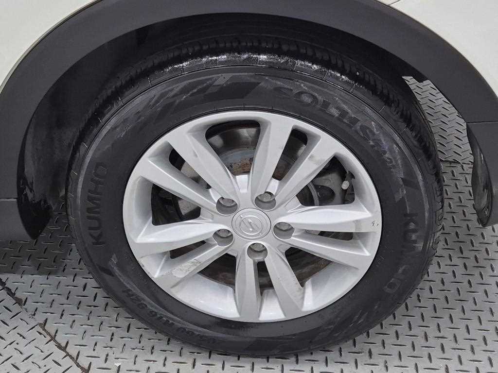 Ssangyong Tivoli 2016 Blanco - Importación desde Corea - HF Imports Iquique - Foto 20