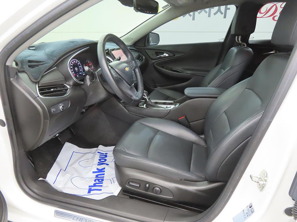 Chevrolet Malibu - Vista 5