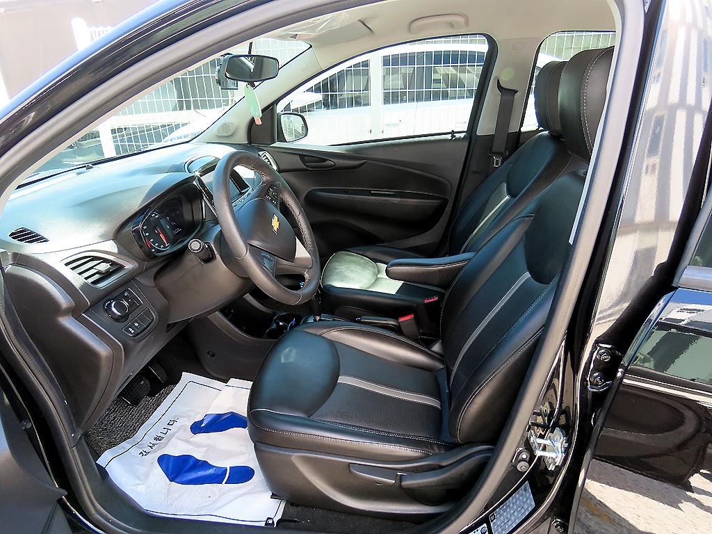 Chevrolet Spark - Vista 5