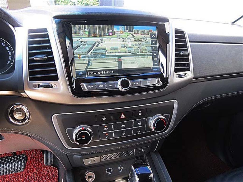 Ssangyong Rexton - Vista 8