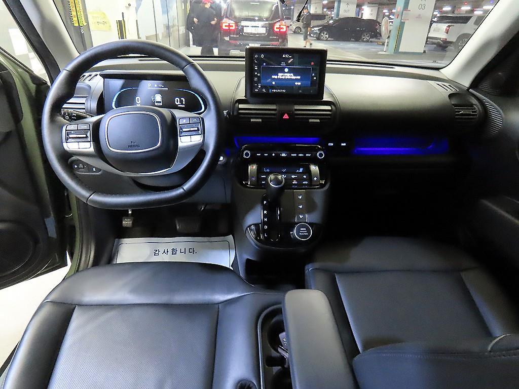 HYUNDAI Casper - Vista 10
