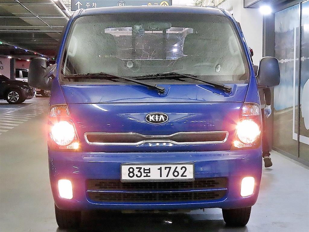 Small Truck Cargo (small) - Vista 2