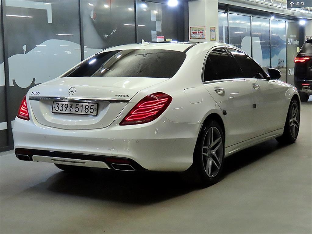 Mercedes Benz S Class - Vista 4