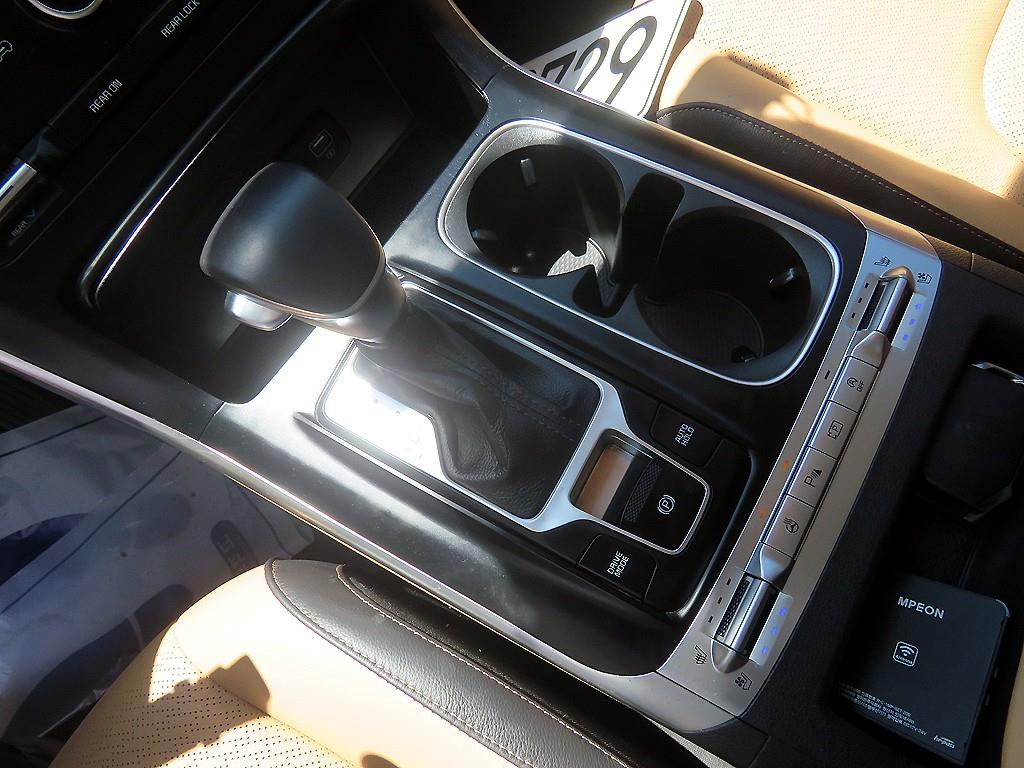 KIA Carnival 2021 Blanco - Importación desde Corea - HF Imports Iquique - Foto 16