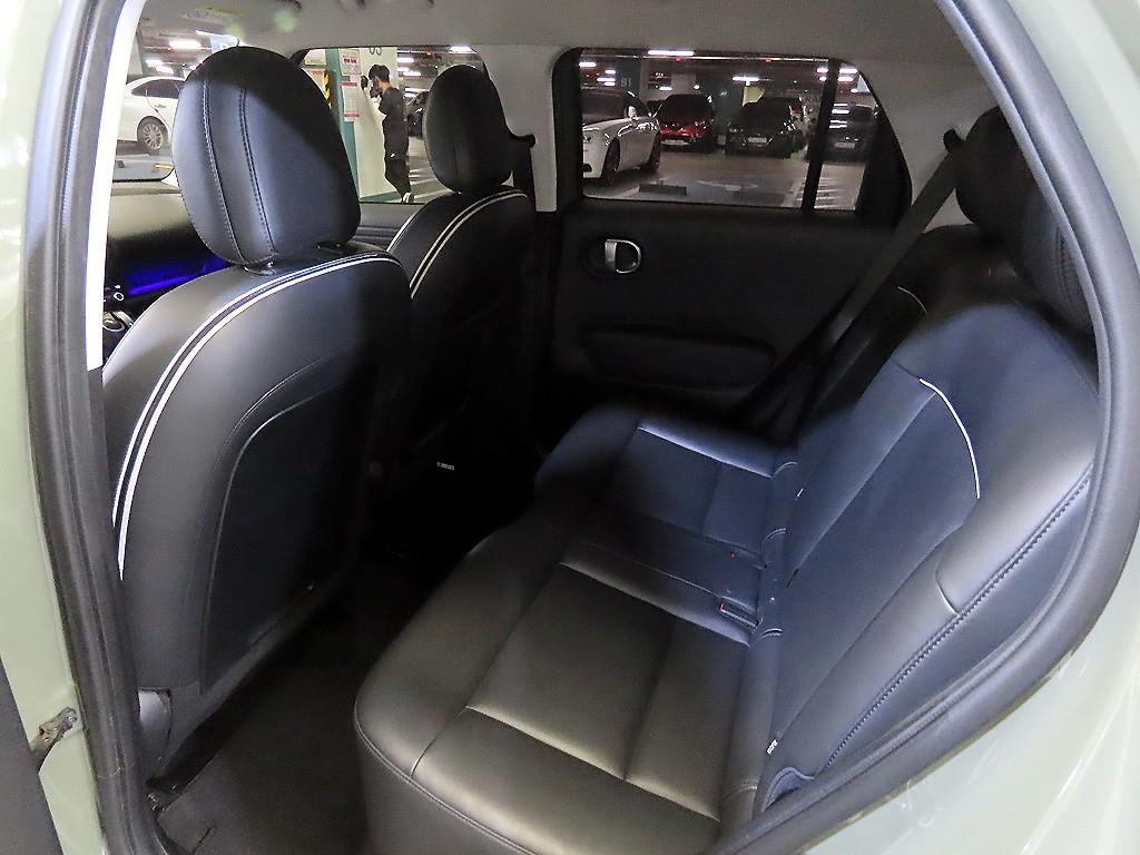 HYUNDAI Casper - Vista 7