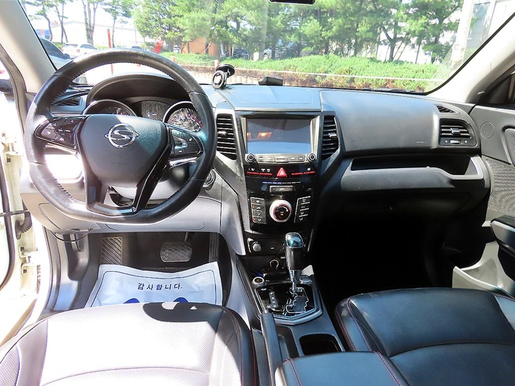Ssangyong Tivoli - Vista 7