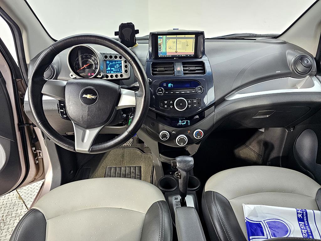 Chevrolet Spark - Vista 5