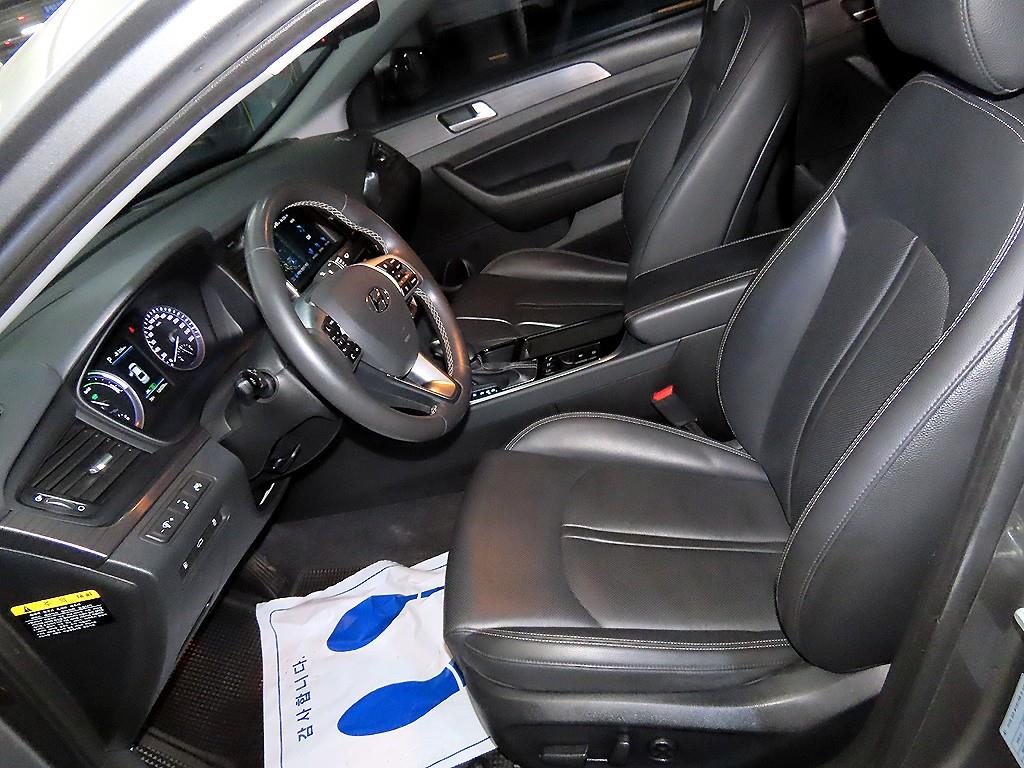 HYUNDAI Sonata - Vista 6