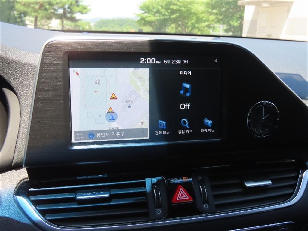 HYUNDAI Grandeur - Vista 8