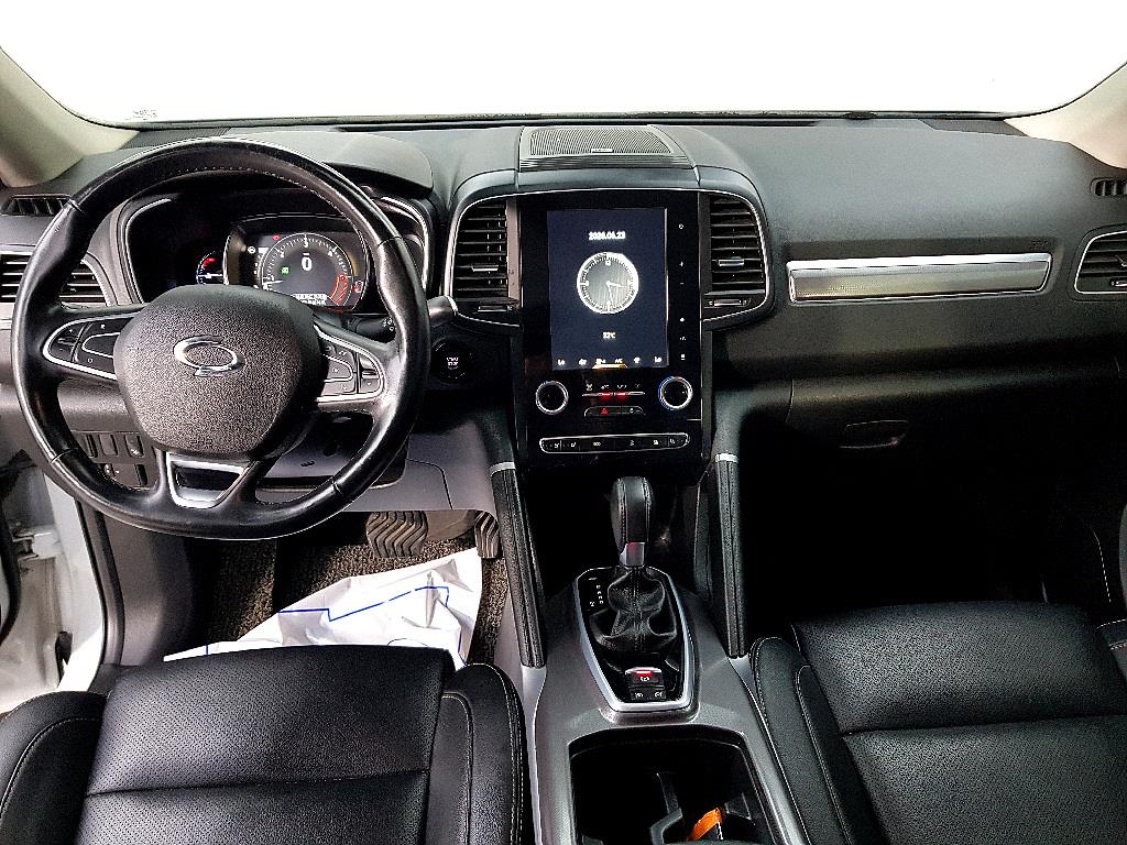SAMSUNG QM6 - Vista 5