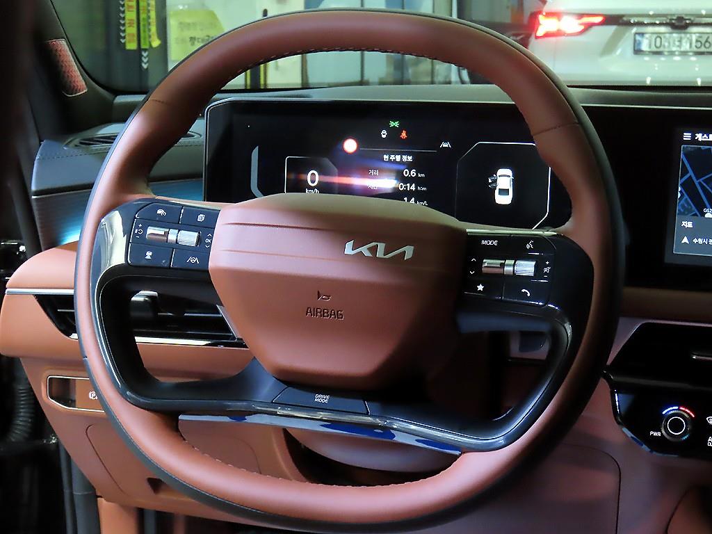 KIA K8 - Vista 8