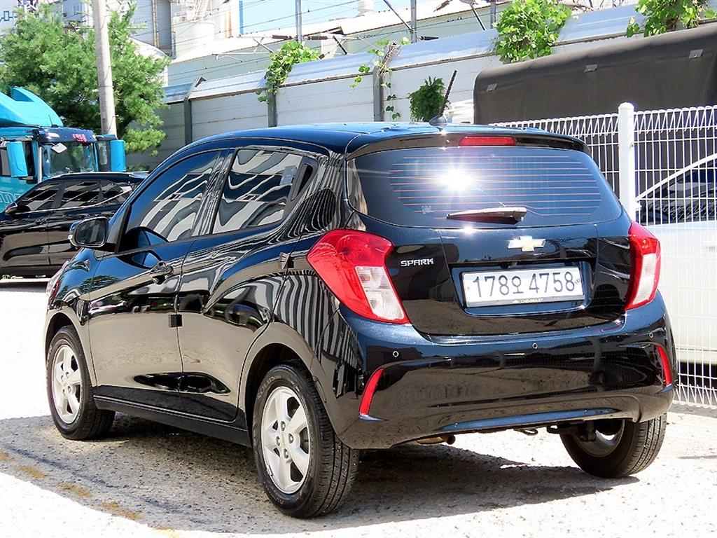 Chevrolet Spark - Vista 3