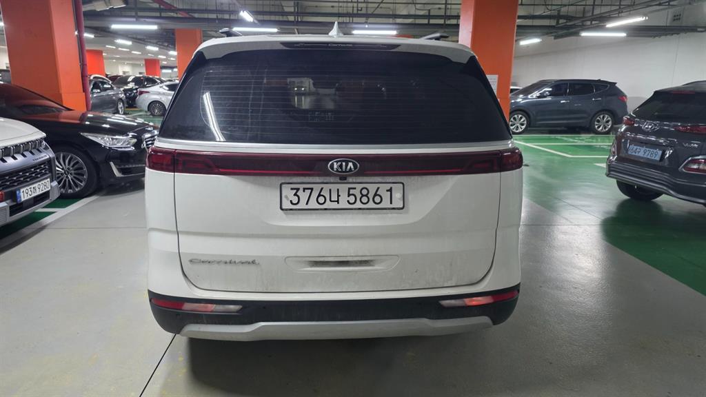 KIA Carnival - Vista 6