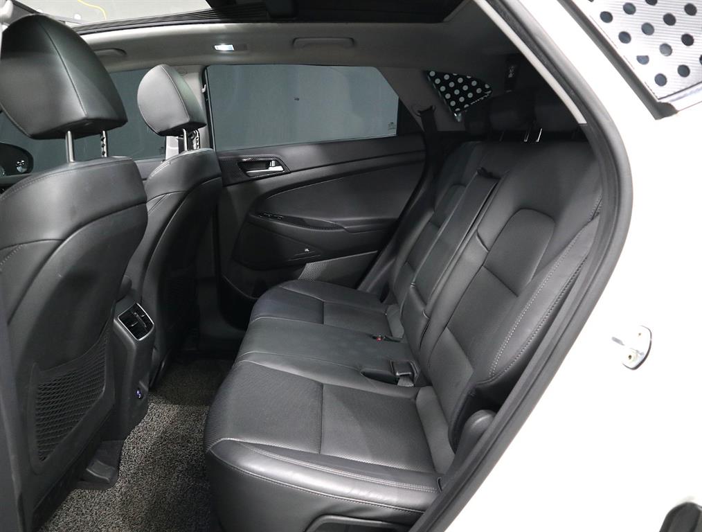 HYUNDAI Tucson - Vista 9